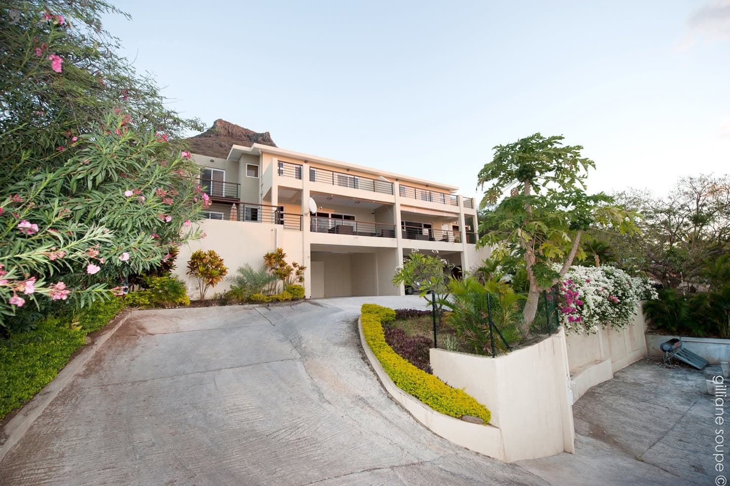 Stunning Duplex for Sale in Tamarin with Ocean Views – Available to Mauritians Only — image 1