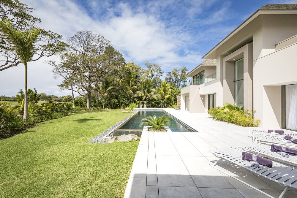 LUXURY 4 BEDROOM VILLA FOR SALE - SOUTH EAST OF MAURITIUS