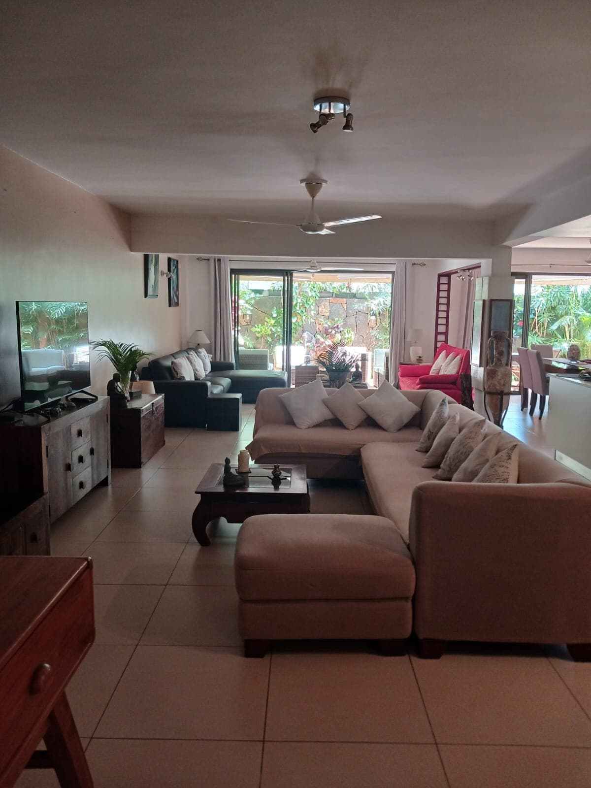 2 BEDROOM APARTMENT FOR SALE — image 1