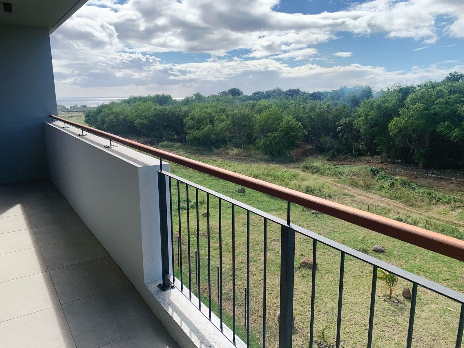 Apartment for rent in West Mauritius residential building