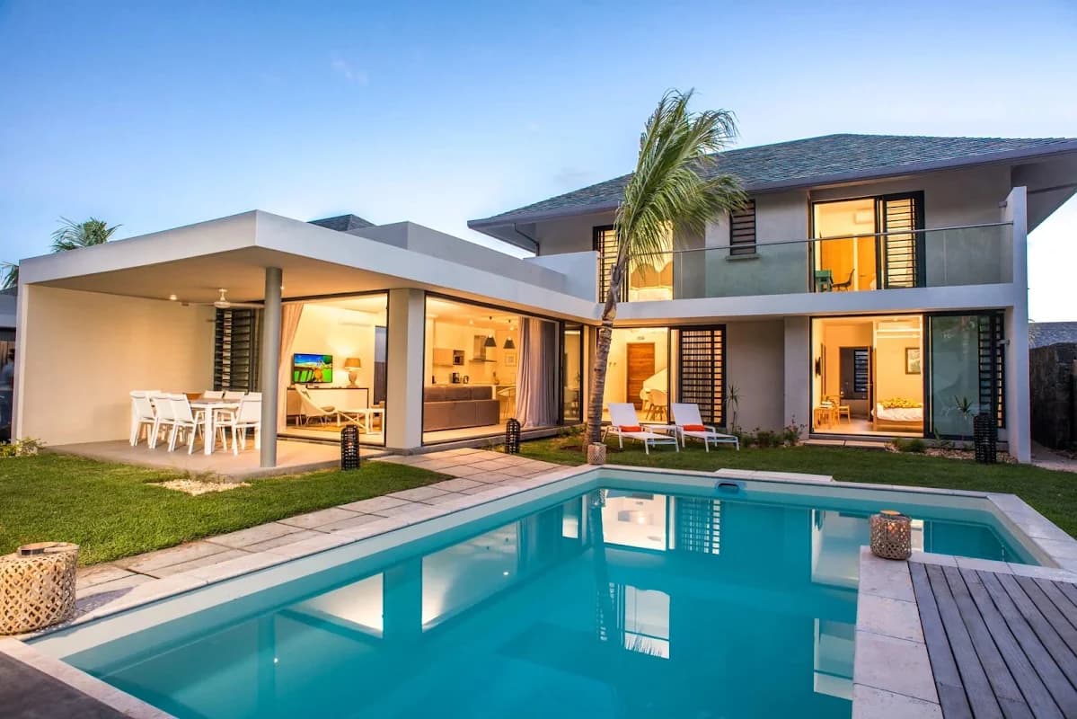Luxury 3-Bedroom Villa with Private Pool in Rivière Noire